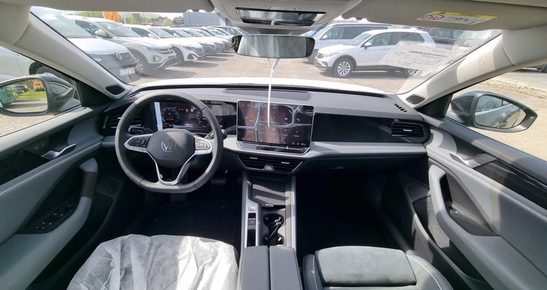 Volkswagen Passat cena 205470 przebieg: 5, rok produkcji 2024 z Skaryszew małe 106